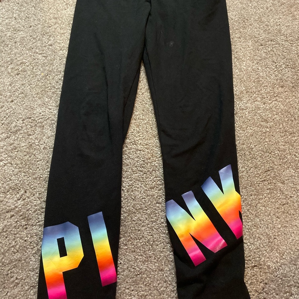 PINK Leggings